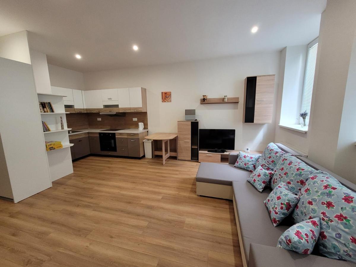 Apartman Tailor Liptovský Mikuláš Buitenkant foto