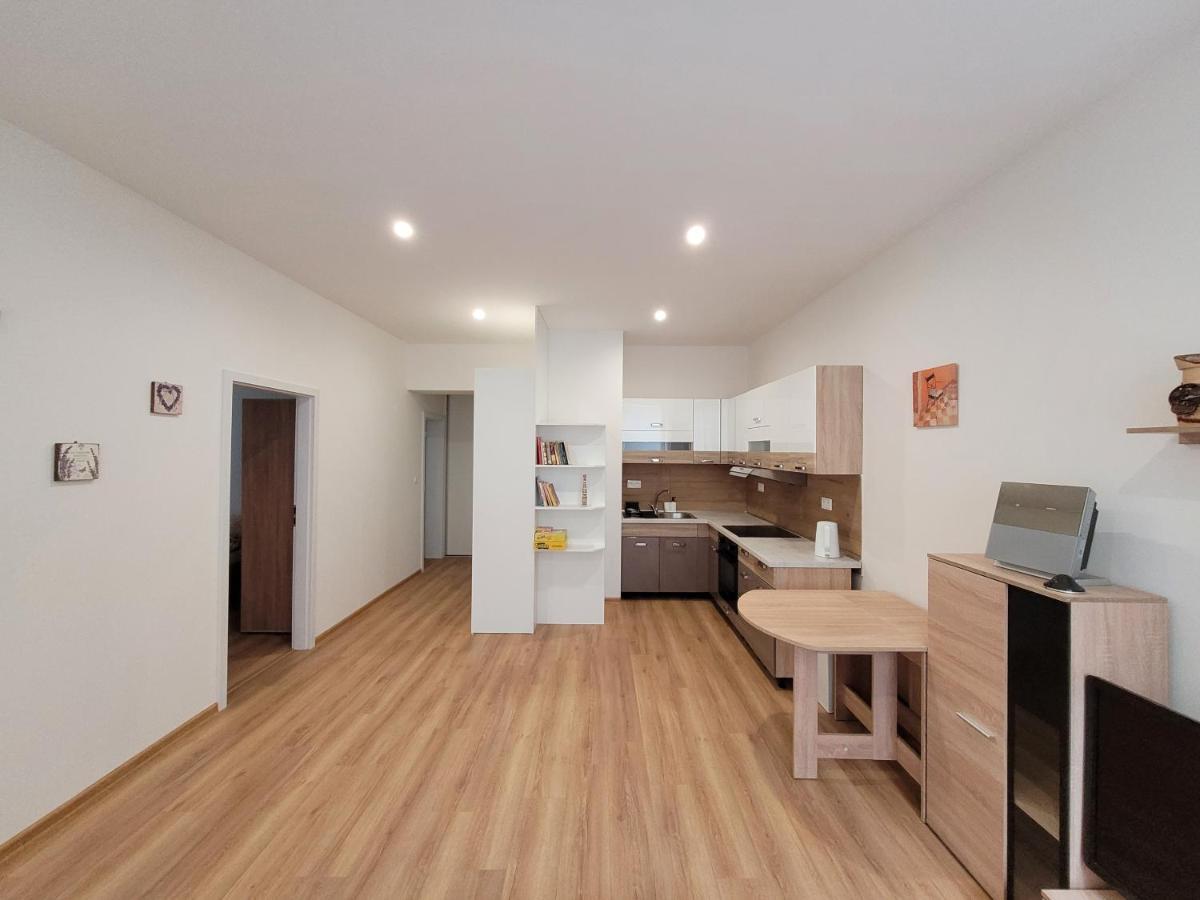 Apartman Tailor Liptovský Mikuláš Buitenkant foto